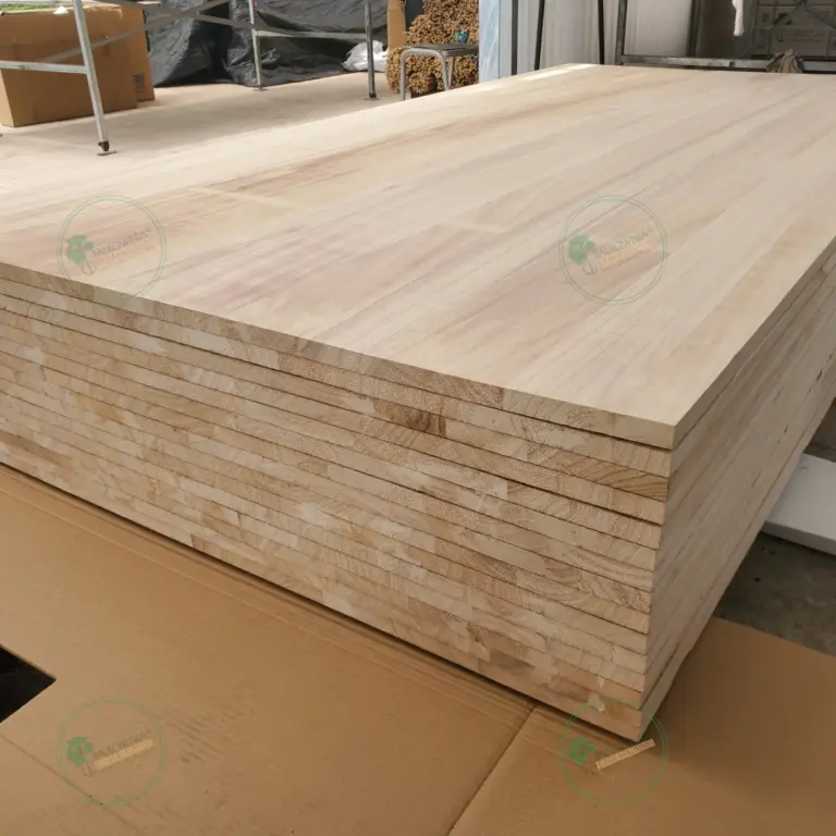 Мебельный щит из павловнии 2400x600x25 мм
