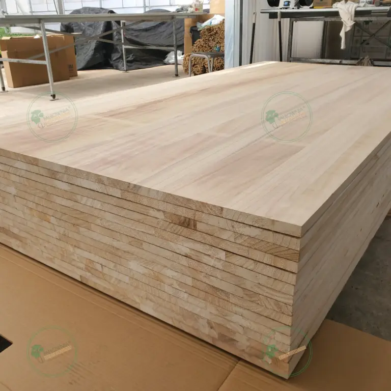 Мебельный щит из павловнии 2400x600x25 мм